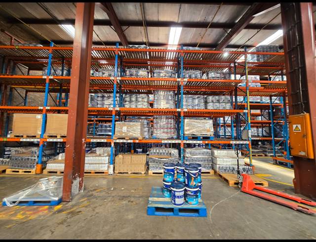 12,000M² WAREHOUSE TO LET IN DENVER